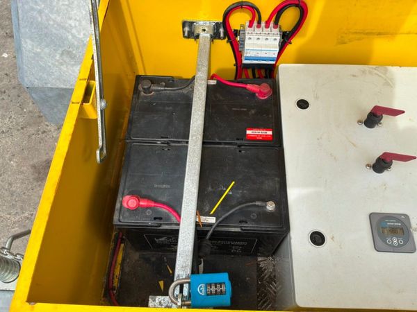 Bartco CCTV solar power tower platform / trailer.. 395433933