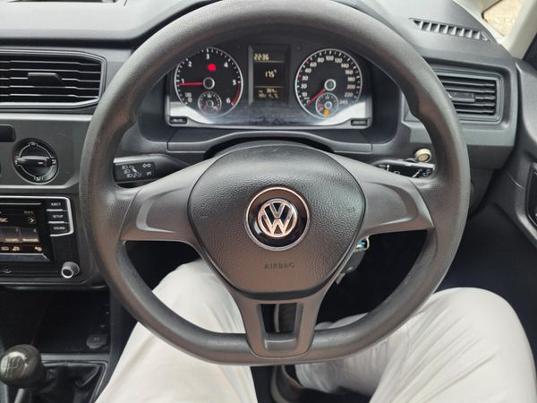 Volkswagen Caddy 2019 395570935