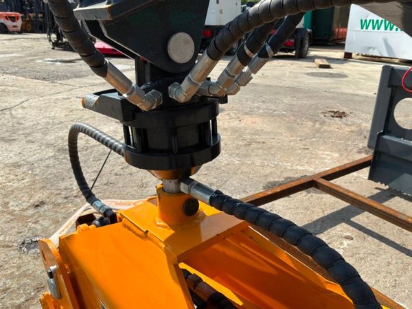 New / unused skid steer Log grapple grab attachmen 395580177