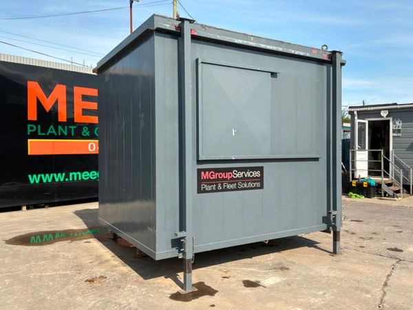 10 x 8  Vandalproof site cabin / home office.....8 395654250