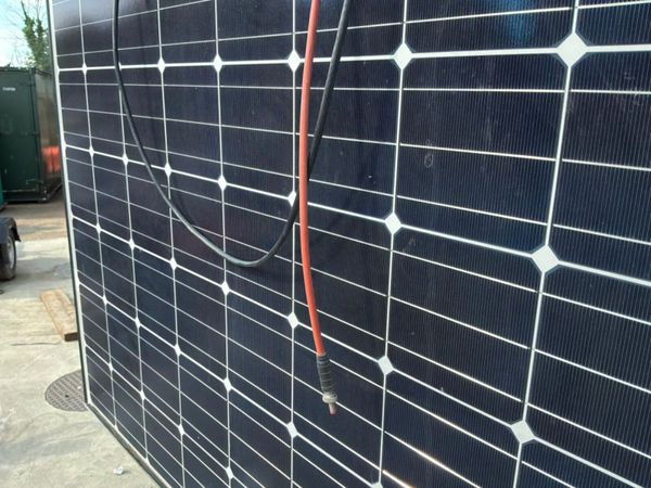 Solar power cctv surveillance tower / platform.. 395656638