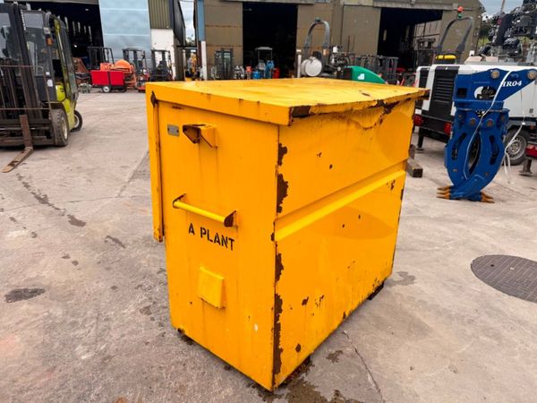 vanvault ....Site job lock tool box storage....126 395656729