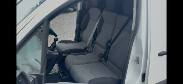2017 Peugeot partner fresh cvrt & low mileage 395657043