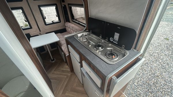 Peugeot Boxer 2019 Campervan 395663442