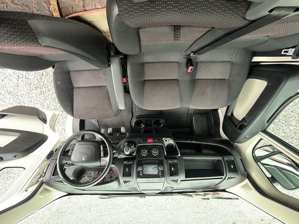 Peugeot Boxer 2019 Campervan 395663430