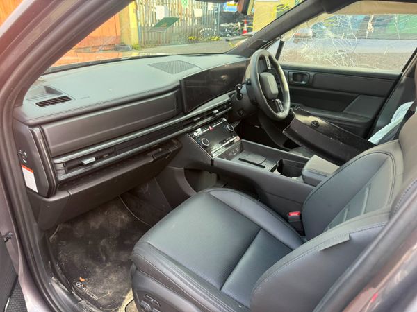 2025 HYUNDAI SANTA FE  PHEV PREMIUM FOR BREAKING! 395669424