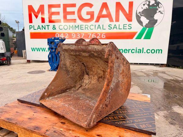 24" gummy bucket 4-6 ton ....45mm pins .....277 395787361