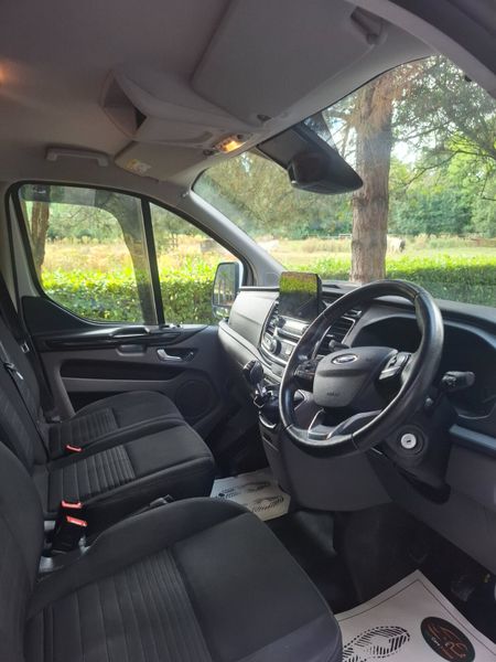 2021 FordCustom DOE  8 / 27 395798522