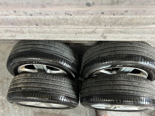 Volkswagen Golf 16” Alloys 395874589