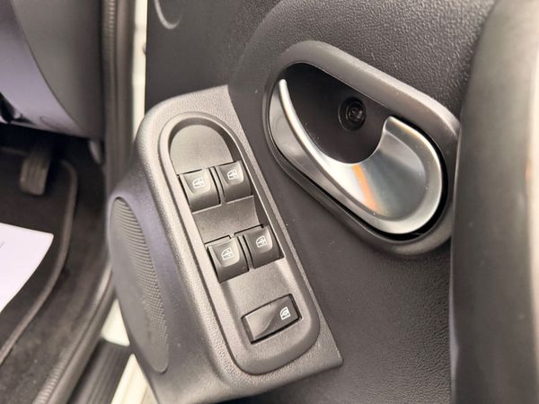Dacia Duster 2018 2 Seater Commercial 395880736