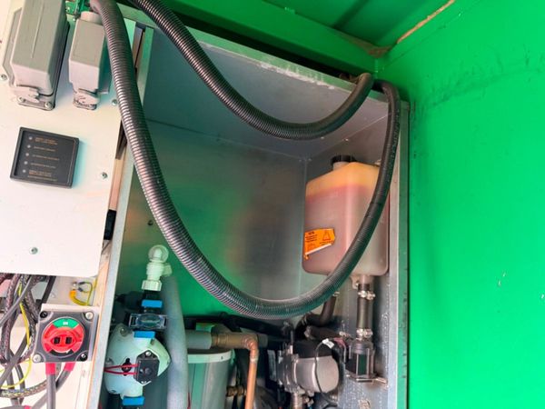 2018 AJC welfare unit site office generator toilet 395835964
