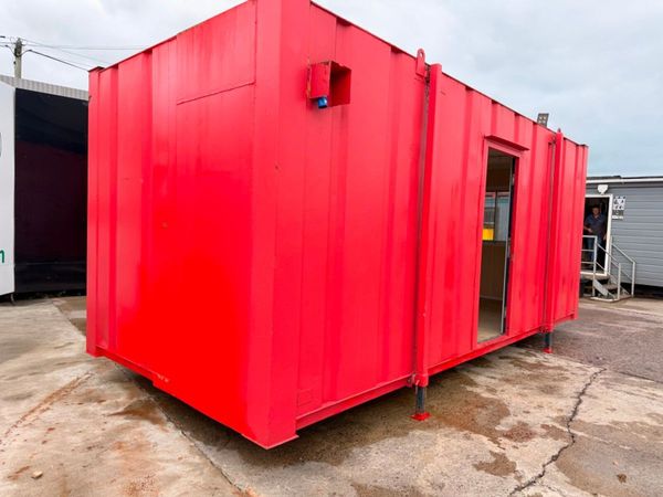 20 x 9 open plan site office....3911 395836011