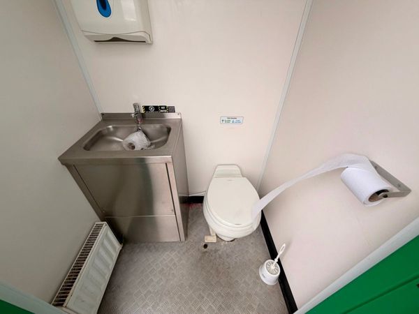 2018 AJC welfare unit site office generator toilet 395836407