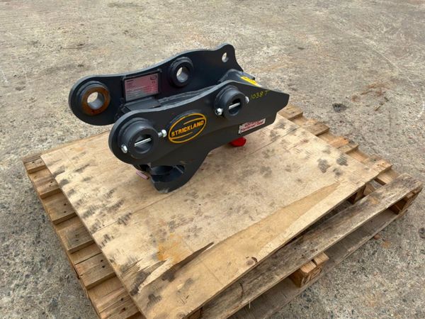 New / unused Strickland quick hitch......50mm pins 395988188