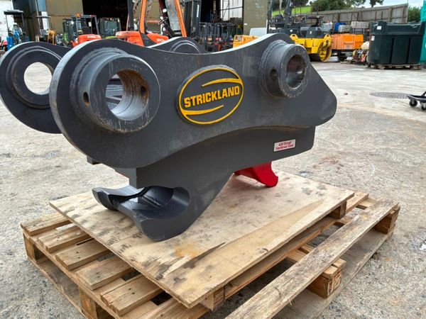 New / unused Strickland quick hitch...100mm pins.. 395916642