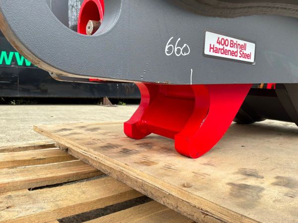 New / unused Strickland quick hitch...100mm pins.. 395916658