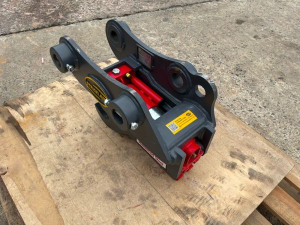 New / unused Strickland quick hitch...45mm pins... 395923695