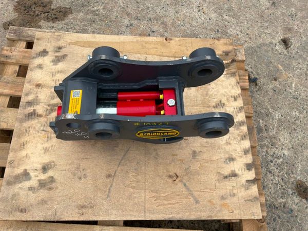 New / unused Strickland quick hitch...45mm pins... 395923699