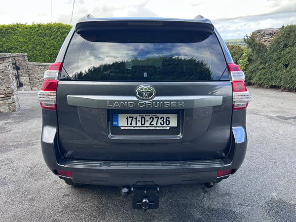 Toyota Land Cruiser 2017 Business Class 396068303