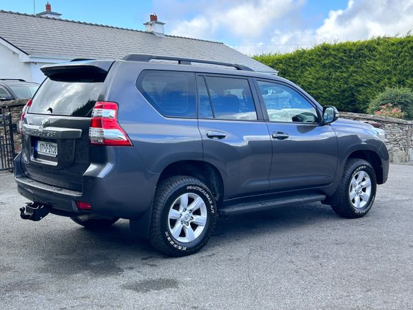 Toyota Land Cruiser 2017 Business Class 396068310