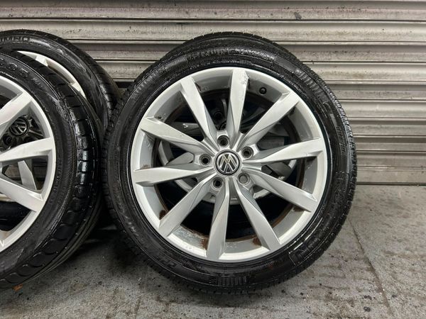 Volkswagen Golf 17” Alloys 396077117
