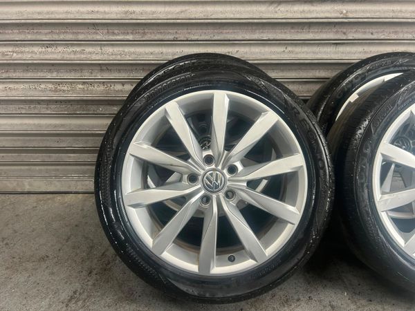 Volkswagen Golf 17” Alloys 396077359