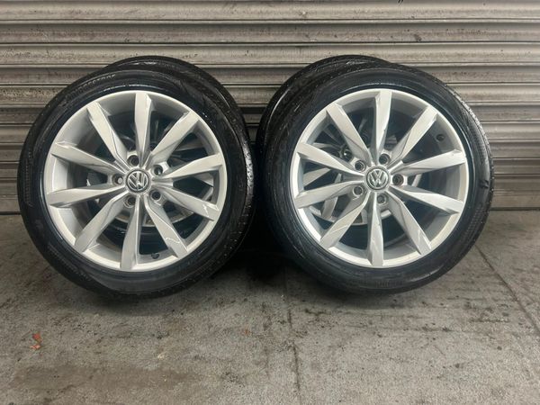 Volkswagen Golf 17” Alloys 396077364