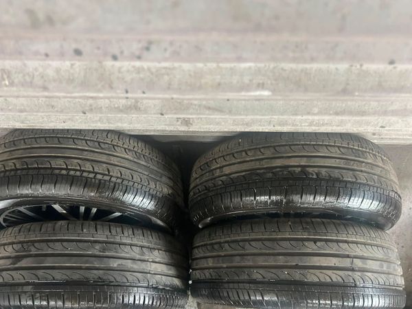 Volkswagen Golf 16” Alloys 396077424