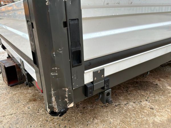 New / Unused Ford Transit drop side body........80 396023262