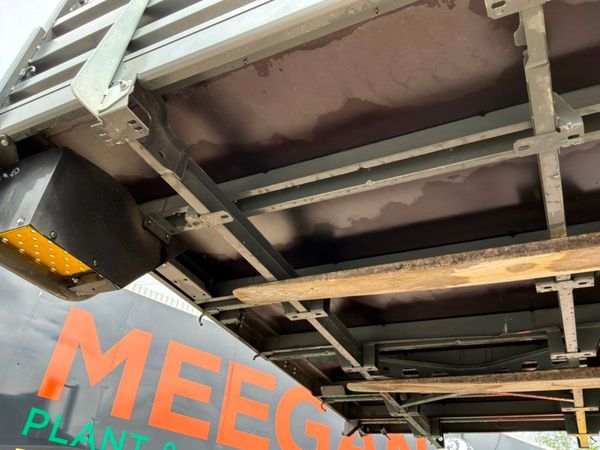 New / Unused Ford Transit drop side body........80 396023270