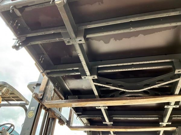 New / Unused Ford Transit drop side body........80 396023274