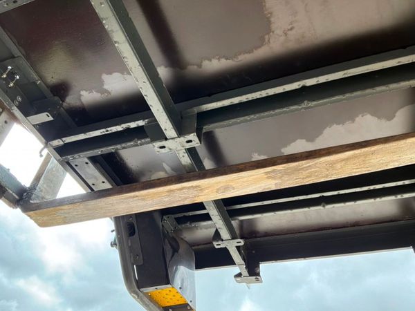 New / Unused Ford Transit drop side body........80 396023284