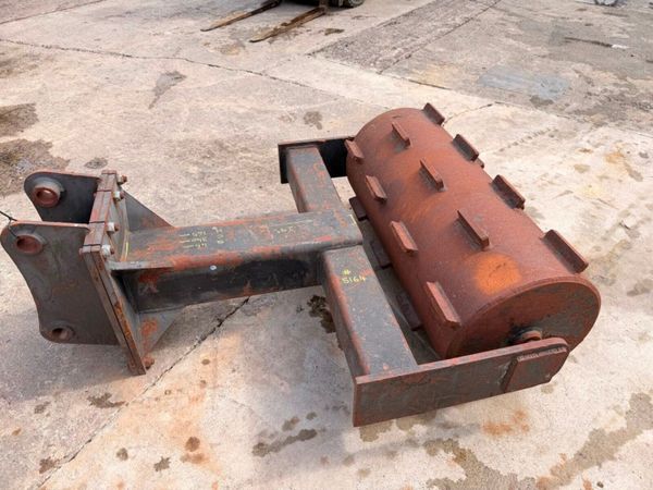 JCB 3CX TRENCH COMPACTOR PAD ROLLER ...5164 396023395