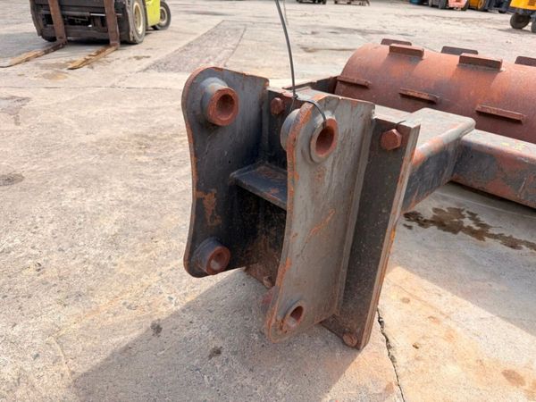 JCB 3CX TRENCH COMPACTOR PAD ROLLER ...5164 396023398