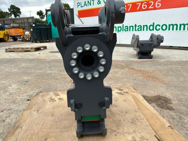 New / unused Strickland Tilting quick hitch....45m 396023315