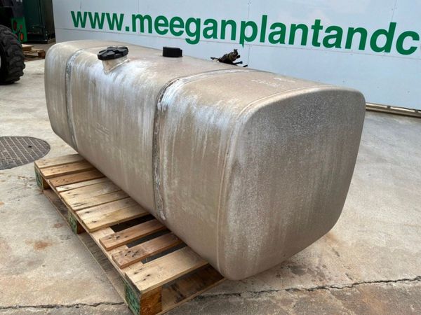 DAF XF 620 litre aluminium fuel tank. 396151868