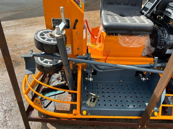 New / unused Ride on concrete finishing power floa 396116902