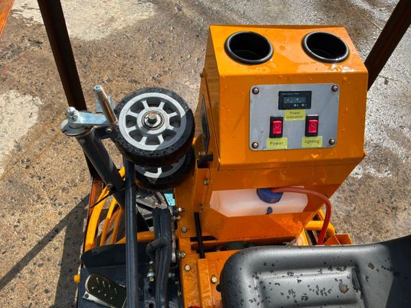 New / unused Ride on concrete finishing power floa 396116907