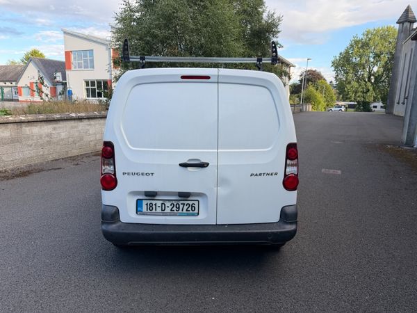 Peugeot Partner 2018 396260054