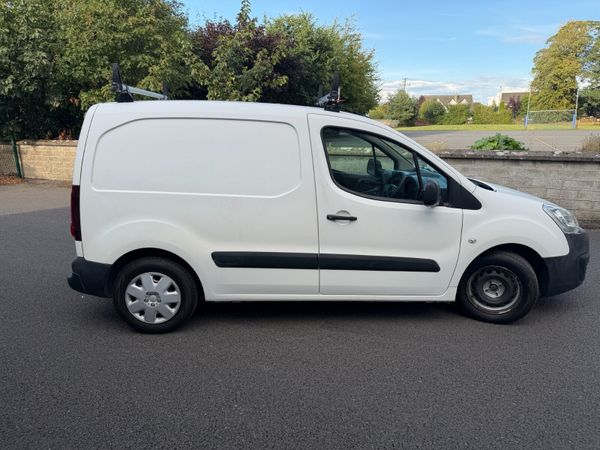 Peugeot Partner 2018 396260055