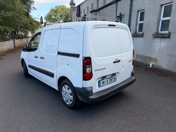 Peugeot Partner 2018 396260058