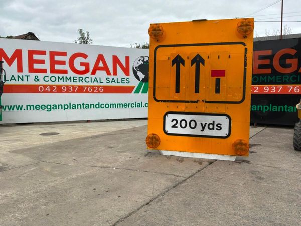 Acklea c2043 mobile billboard / Motorway safety si 396295250