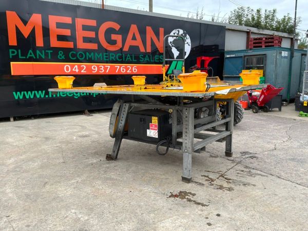Acklea c2043 mobile billboard / Motorway safety si 396295255