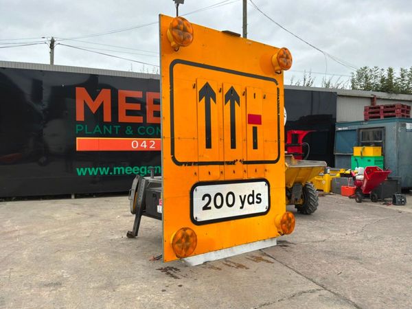 Acklea c2043 mobile billboard / Motorway safety si 396295239