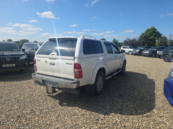 Toyota Hilux 3.0 D4D Invincible 396310257
