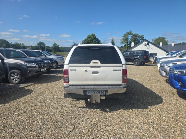 Toyota Hilux 3.0 D4D Invincible 396310258