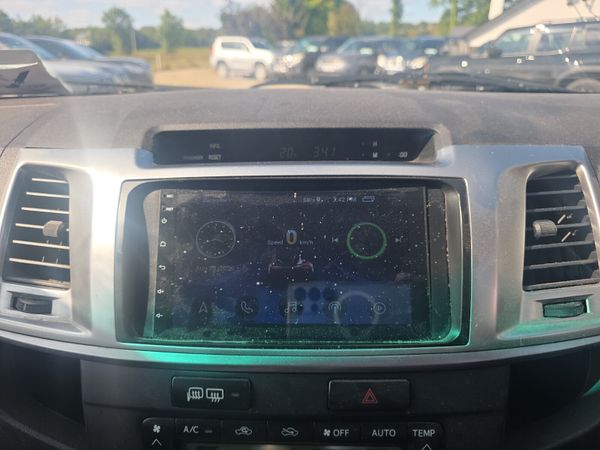 Toyota Hilux 3.0 D4D Invincible 396310277