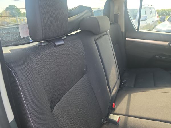 Toyota Hilux 2.8 D4D SR5 204Bhp 396311400