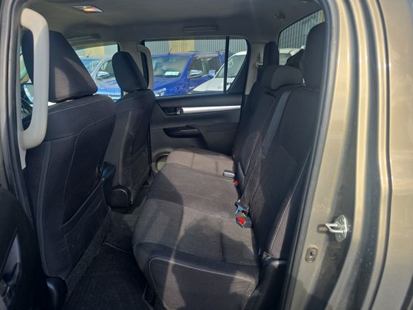 Toyota Hilux 2.8 D4D SR5 204Bhp 396311406