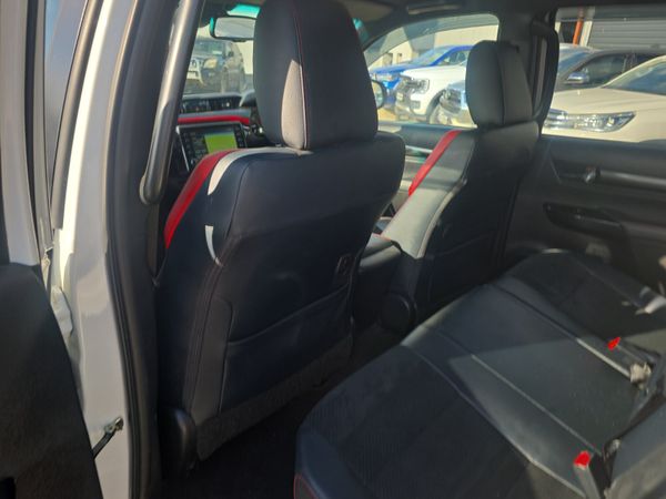 Toyota Hilux 2.8 D4D GR Sport 396313750